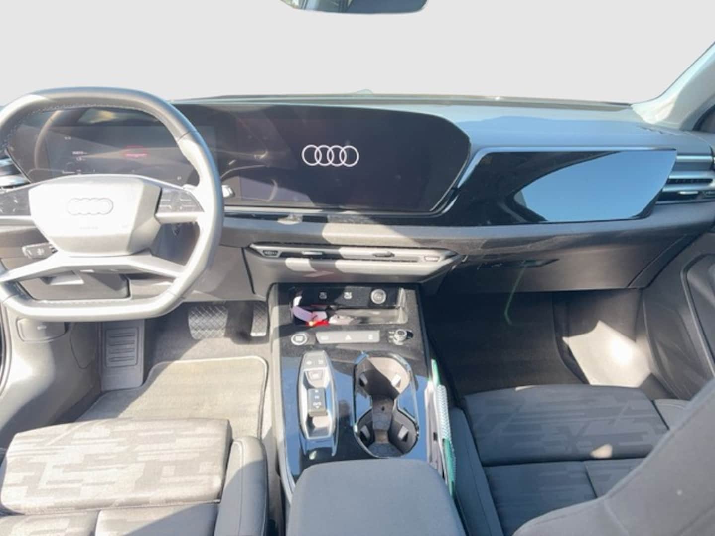 Bild über Audi A5 Avant TDI quattro 150 kW S tronic - für weitere Informationen kontaktieren Sie den Audi Partner