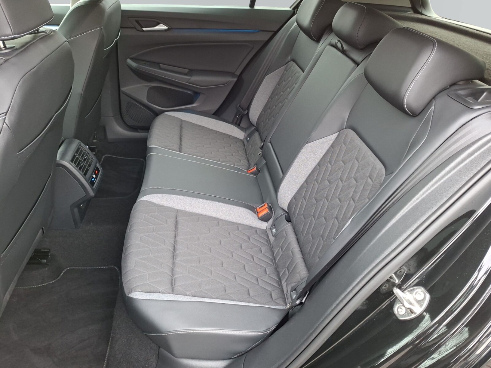 Volkswagen Golf – Bild 12