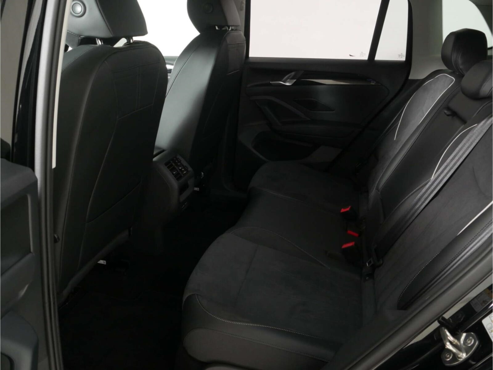 Volkswagen Tiguan – Bild 15