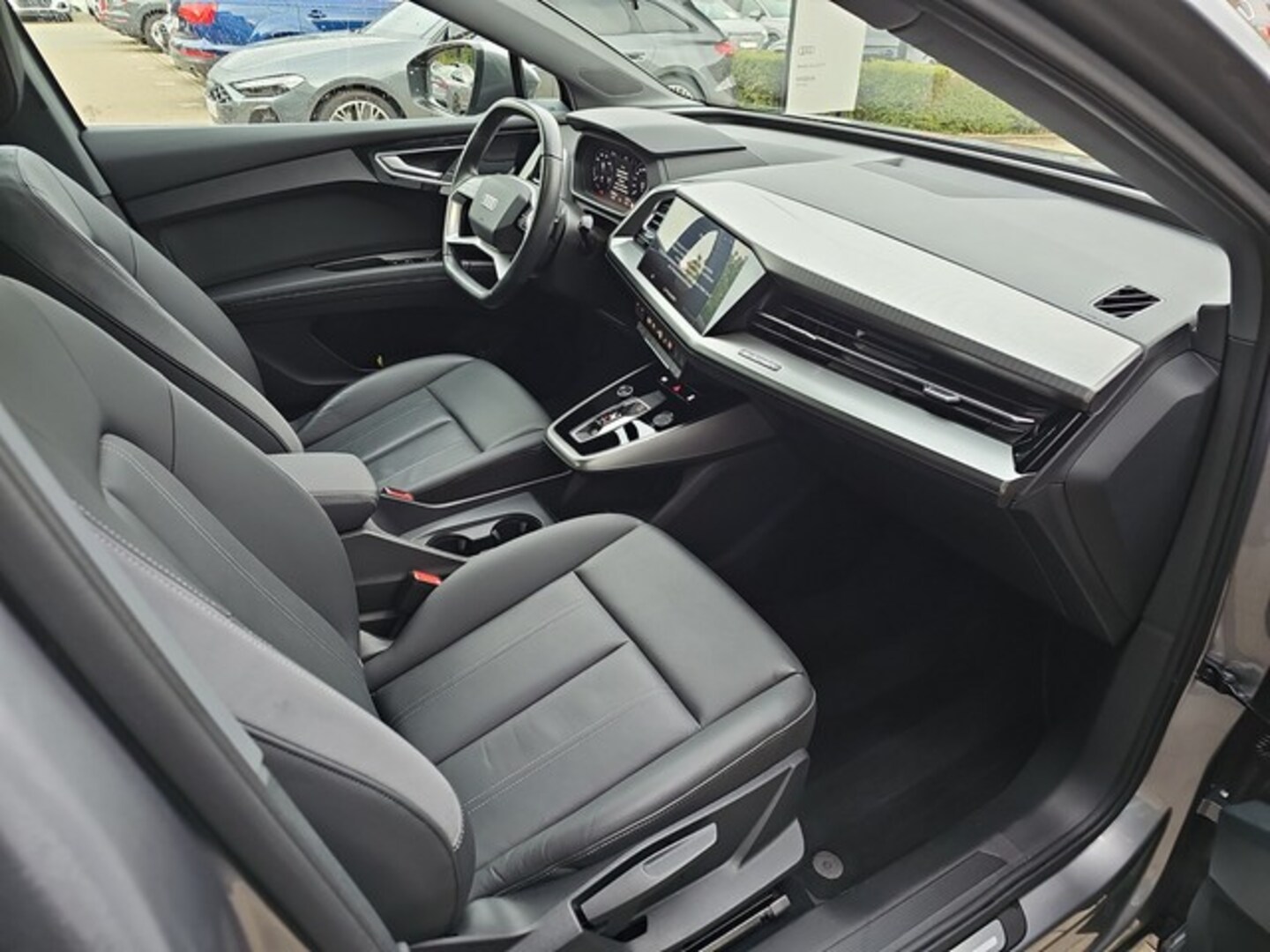 Bild über Audi Q4 Sportback e-tron 50 e-tron quattro - für weitere Informationen kontaktieren Sie den Audi Partner