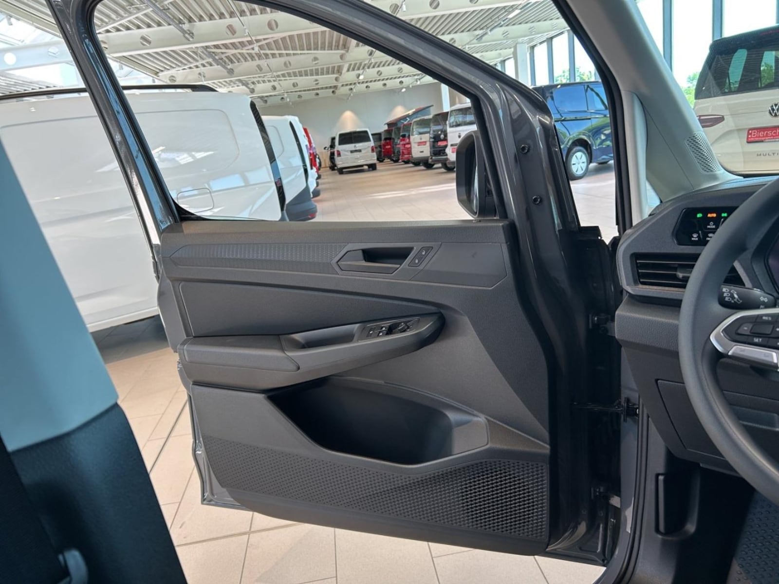 Volkswagen Caddy Maxi Kombi – Bild 16