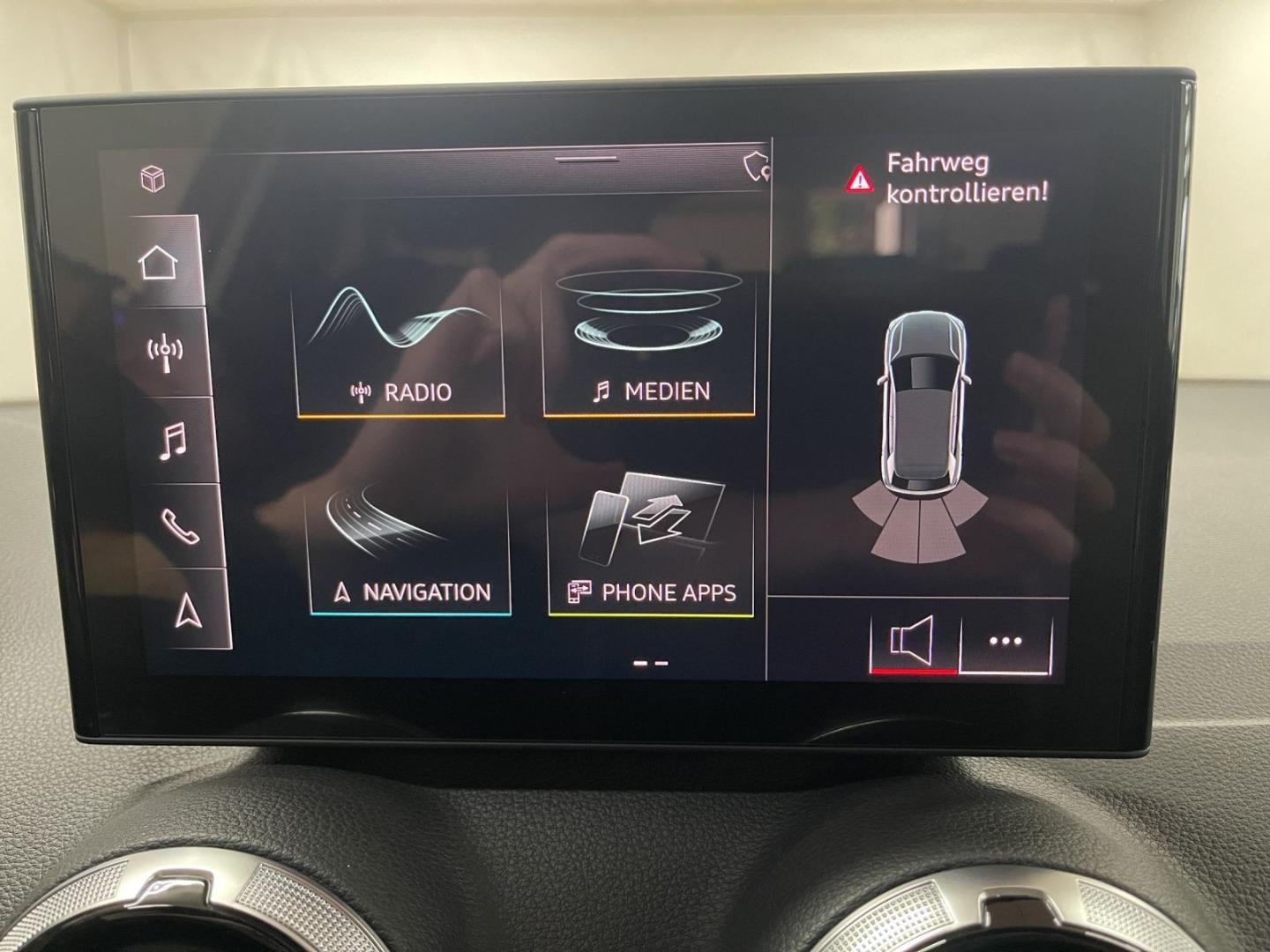 Bild über Audi Q2 S line 30 TFSI Schaltgetriebe - für weitere Informationen kontaktieren Sie den Audi Partner