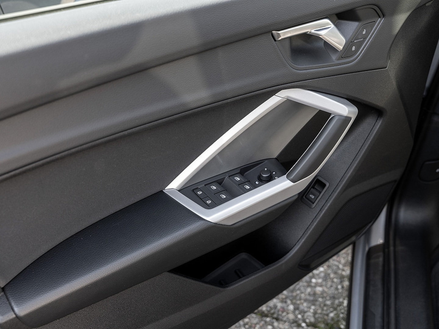 Bild über Audi Q3 35 TFSI S tronic - für weitere Informationen kontaktieren Sie den Audi Partner