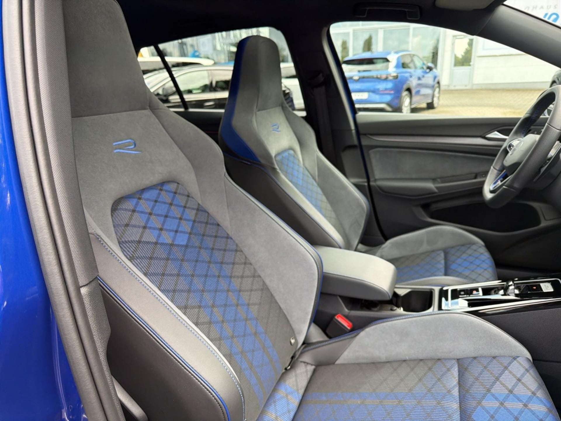 Volkswagen Golf R