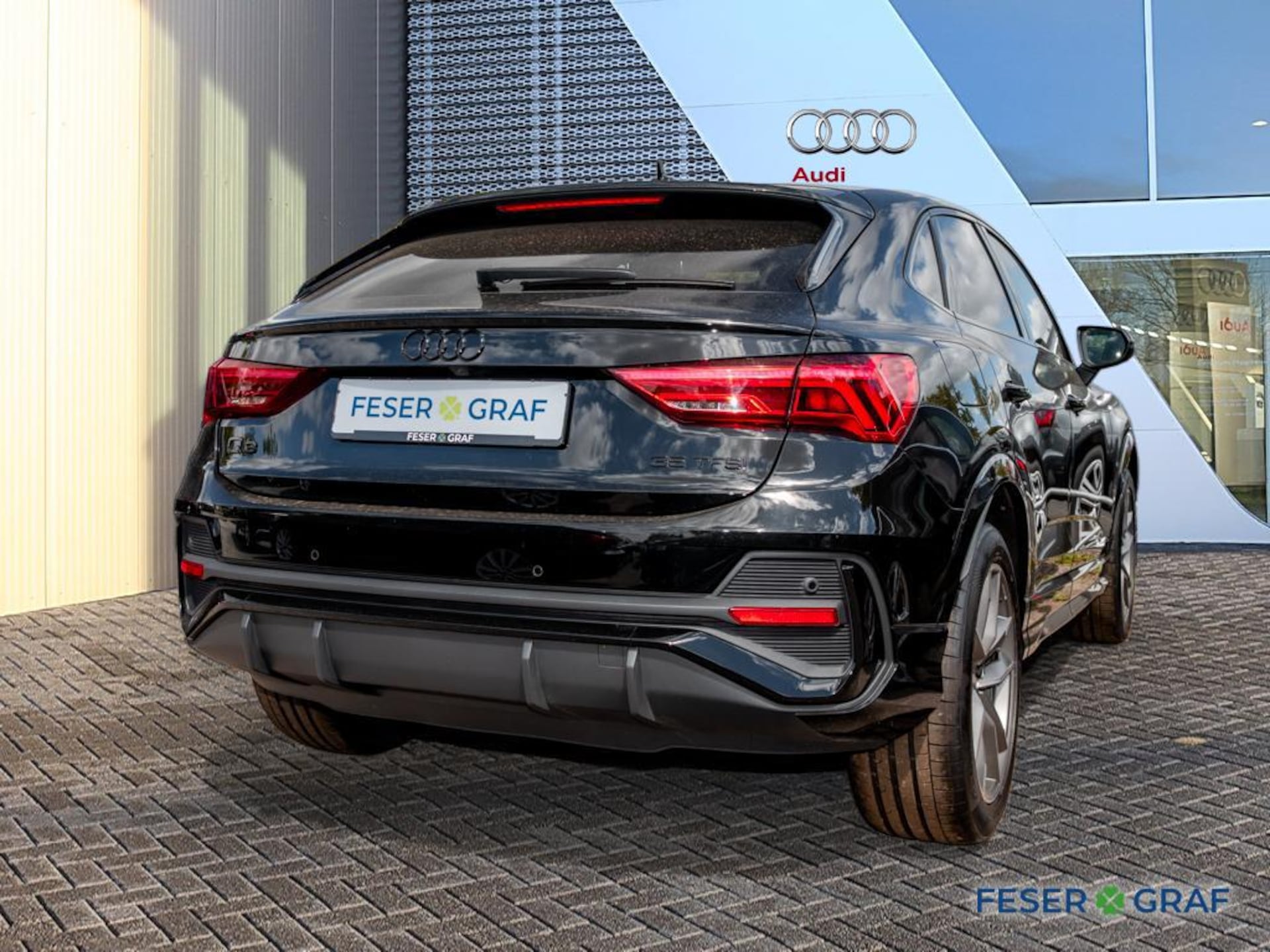 Audi Q3 Sportback S line