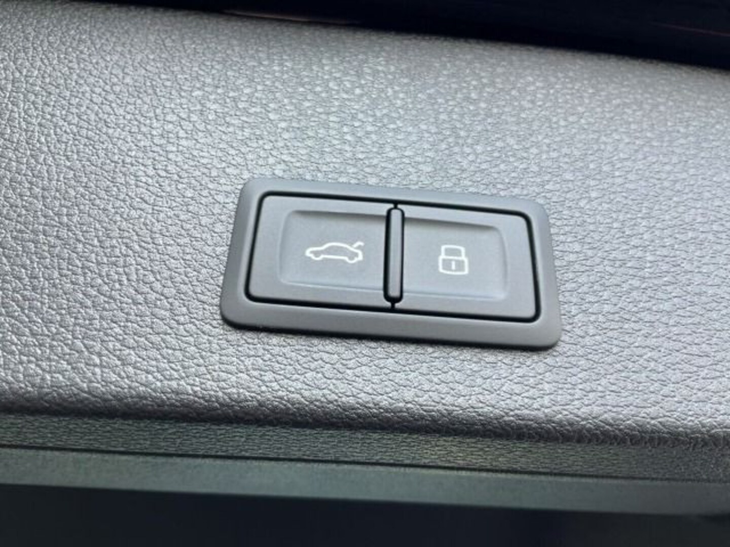 Bild über Audi Q2 advanced 35 TFSI S tronic - für weitere Informationen kontaktieren Sie den Audi Partner