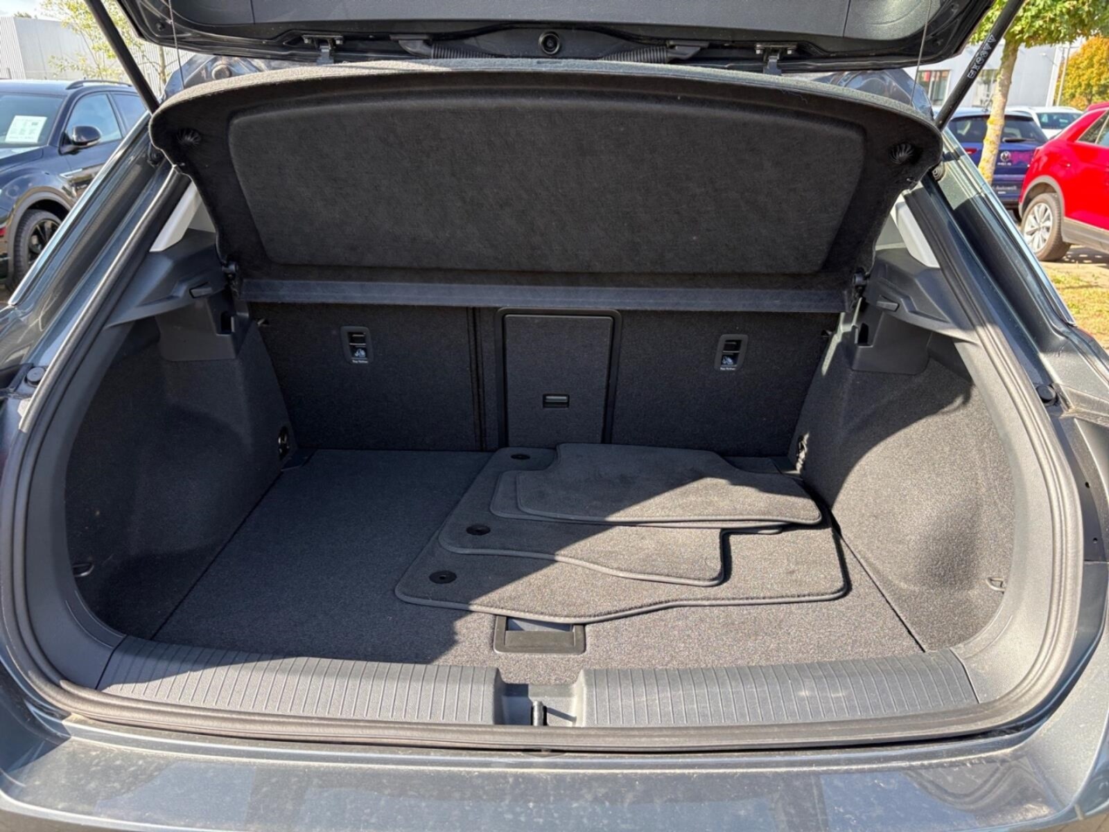 Volkswagen T-Roc – Bild 10