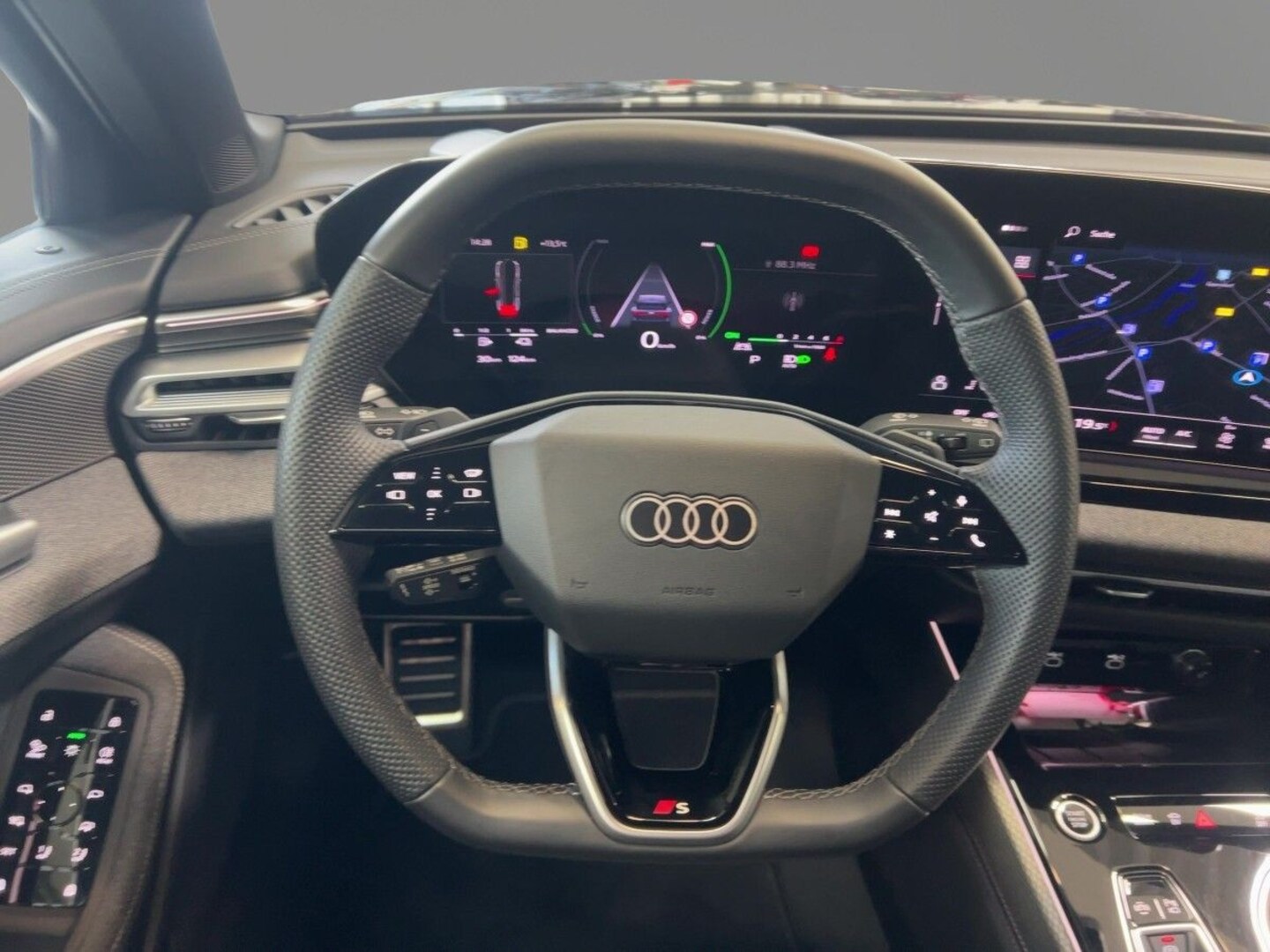 Bild über Audi A6 Avant e-hybrid e-hybrid quattro 220 kW S tronic - für weitere Informationen kontaktieren Sie den Audi Partner