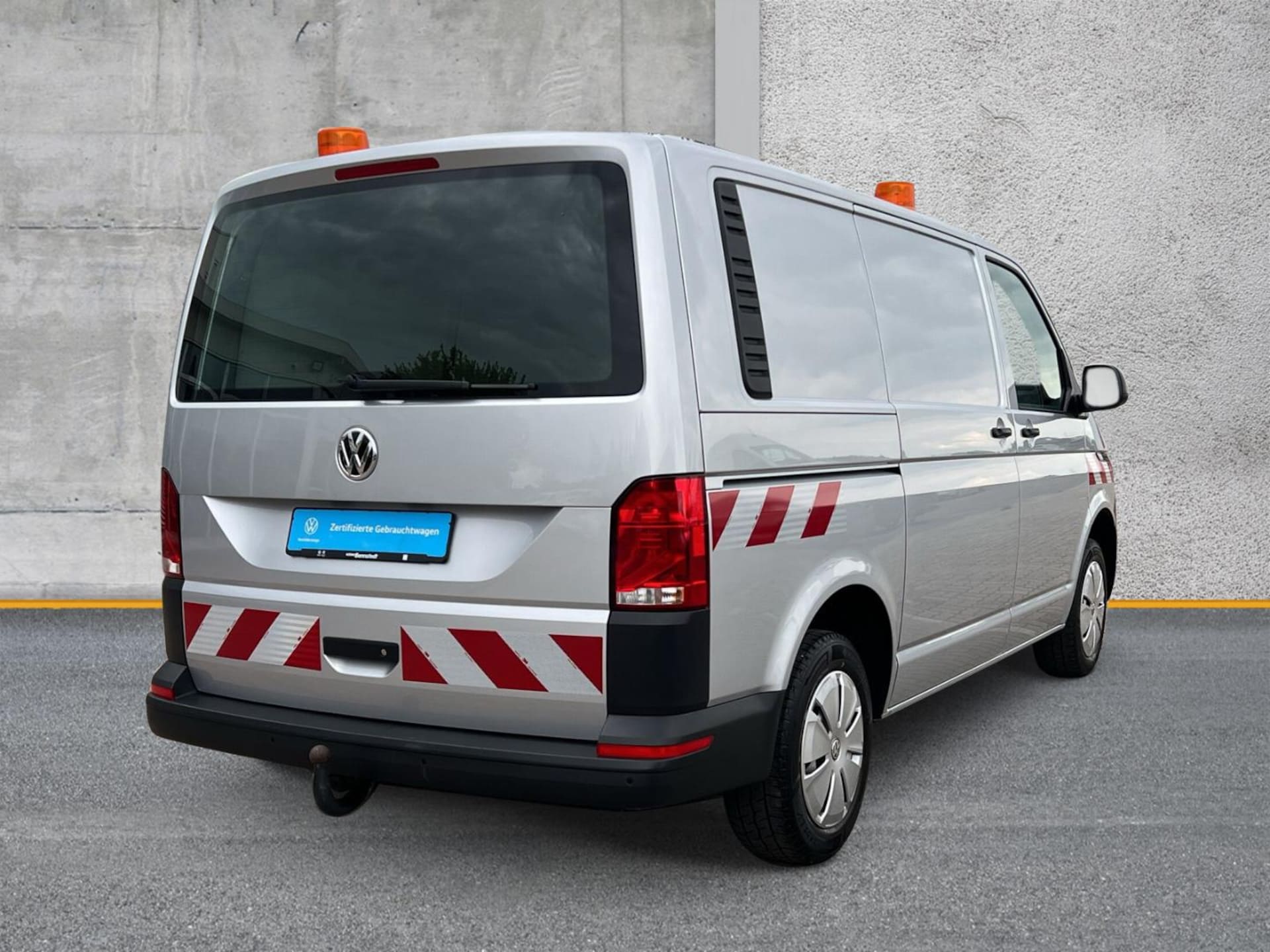 Volkswagen T6.1 Transporter Kasten kurzer Radstand