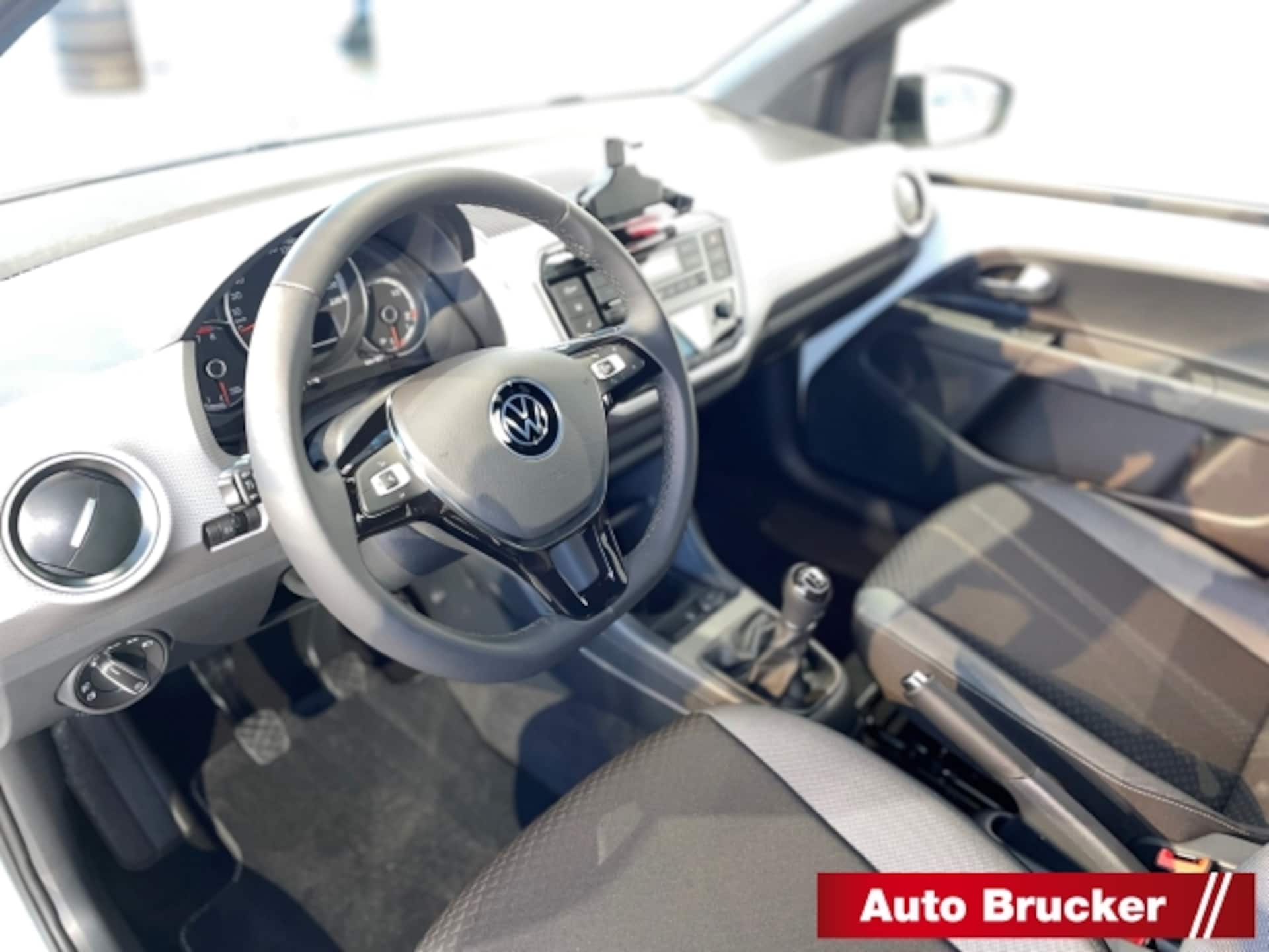 Volkswagen up! ACTIVE