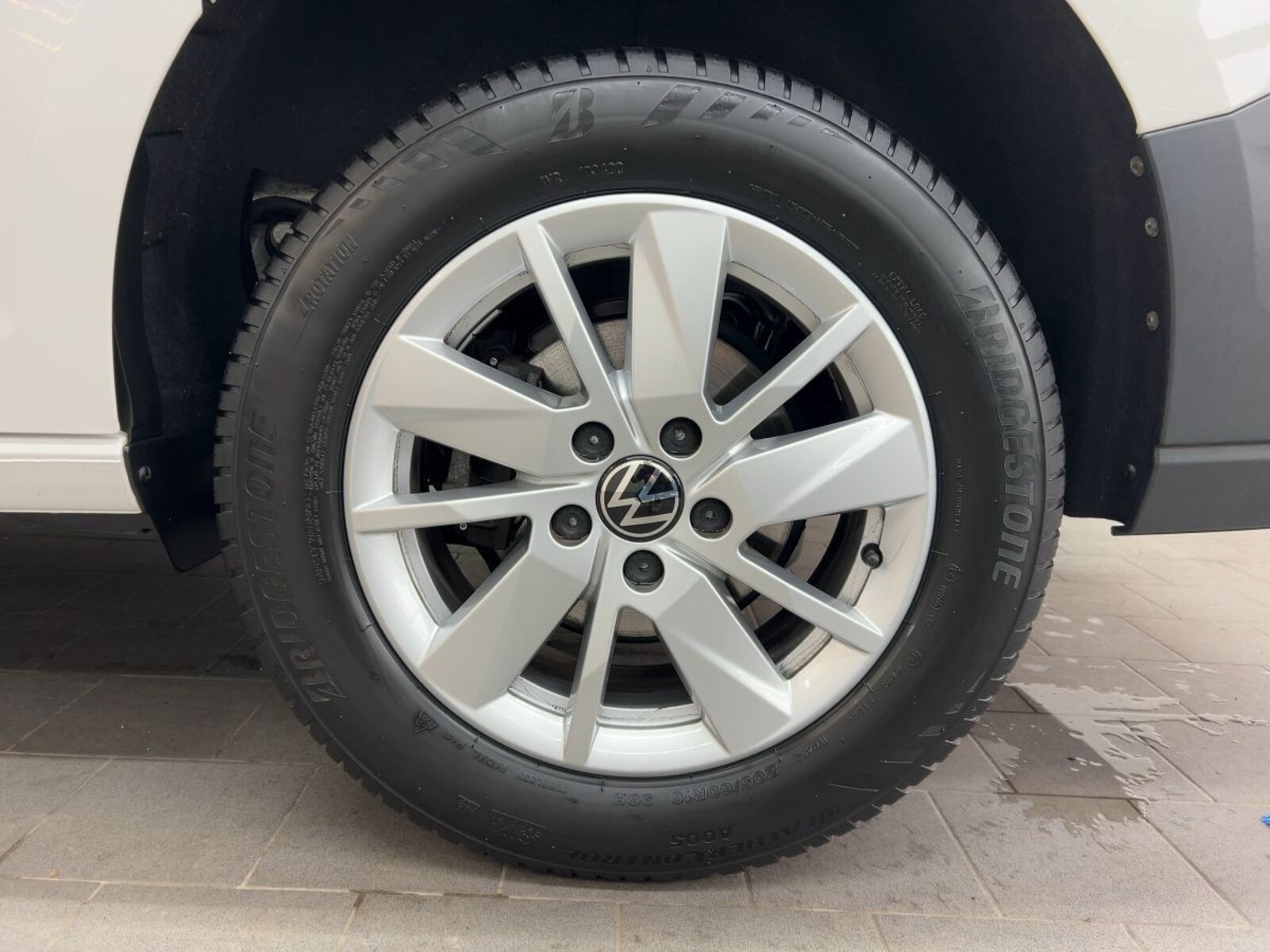 Volkswagen Caddy Maxi Cargo – Bild 7