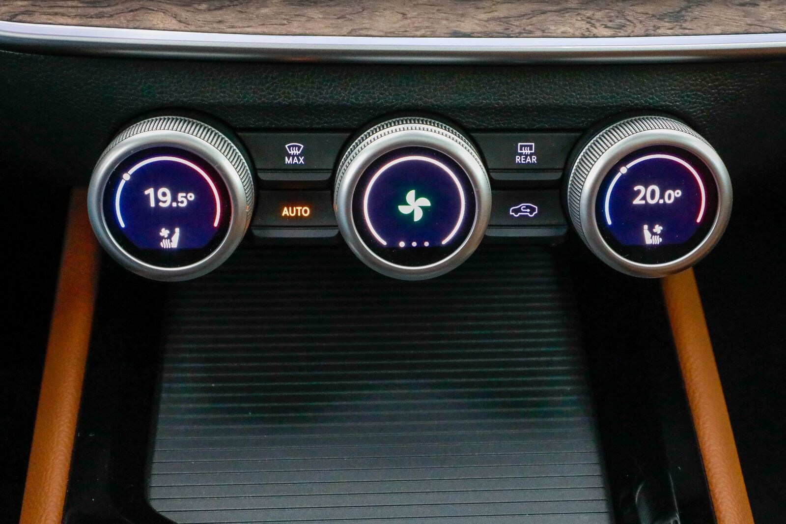 Škoda Superb Combi – Bild 17