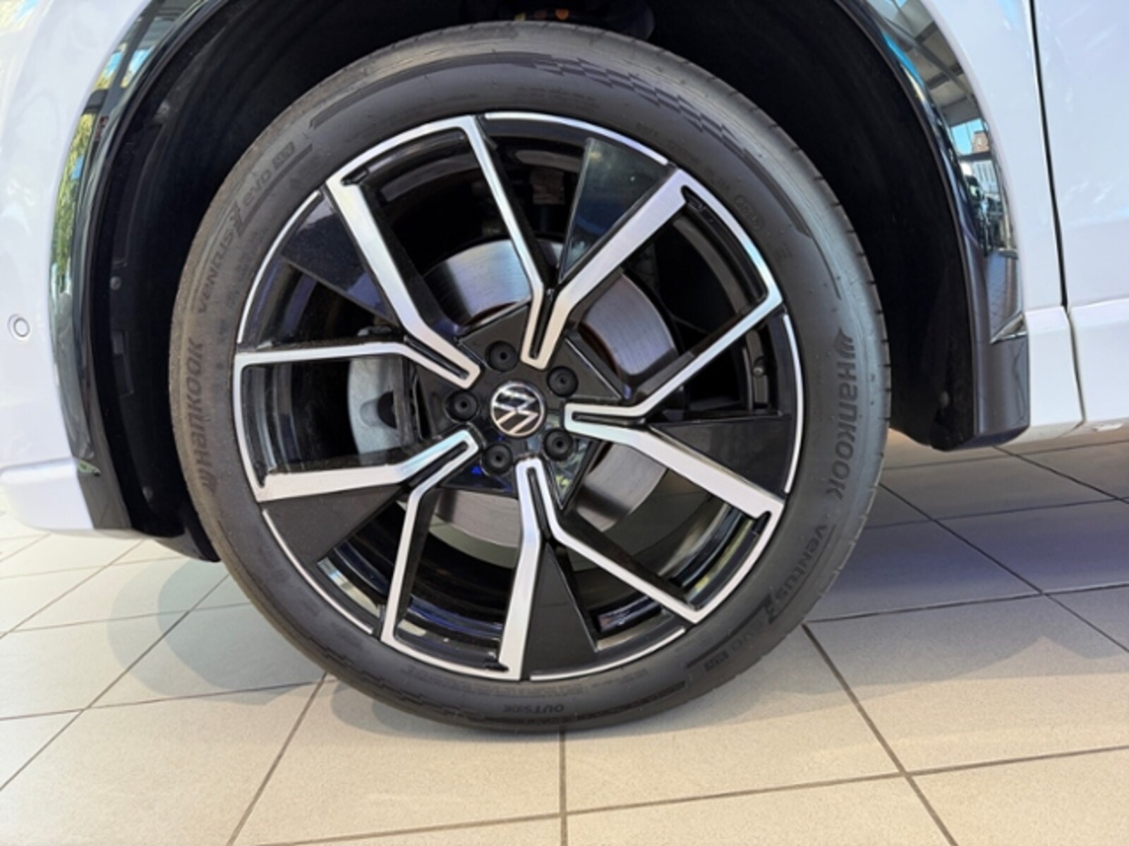 Volkswagen Tiguan – Bild 17