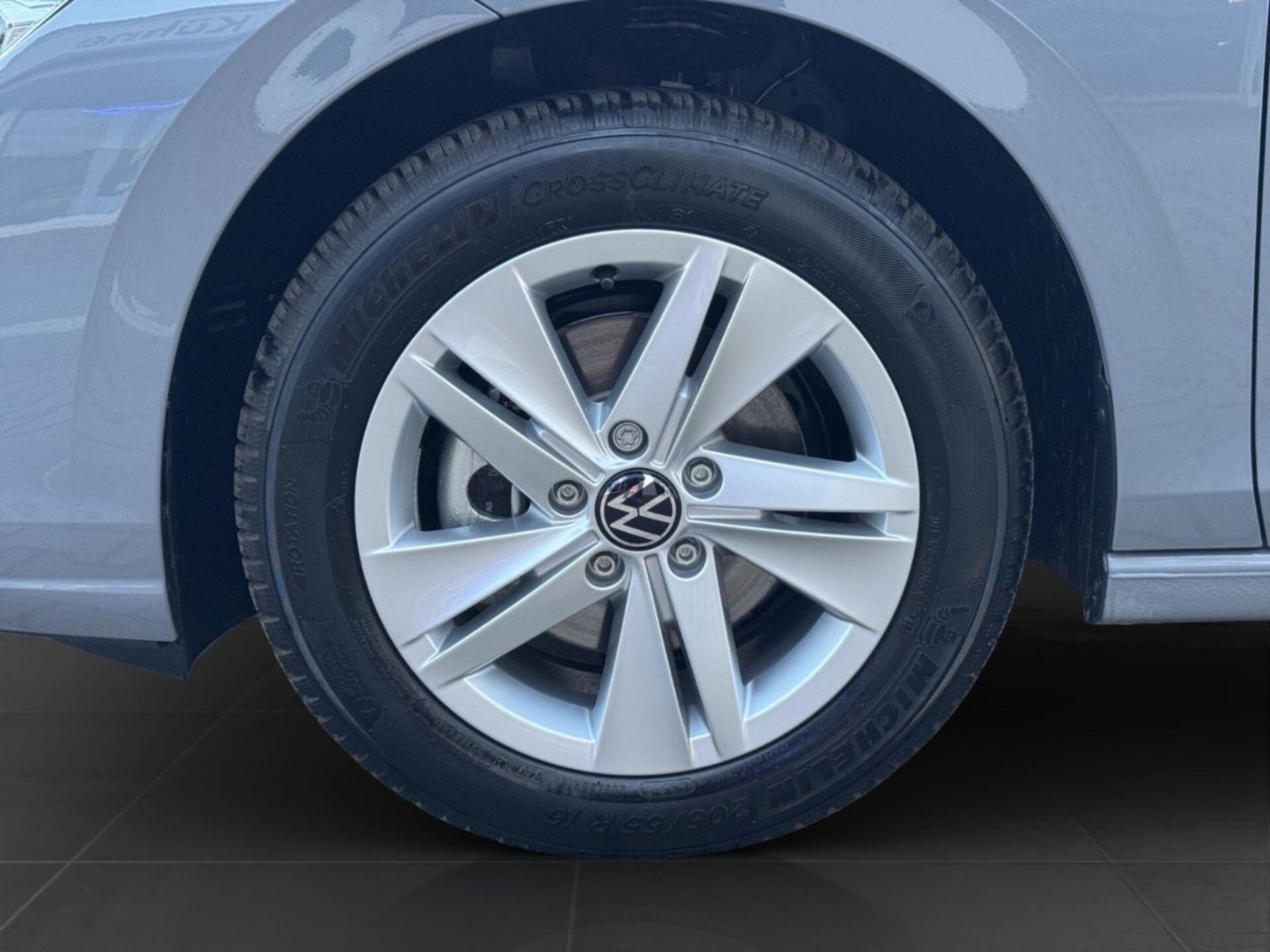 Volkswagen Golf Life