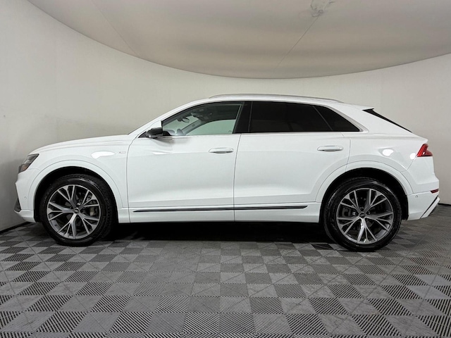 2023 Audi Q8