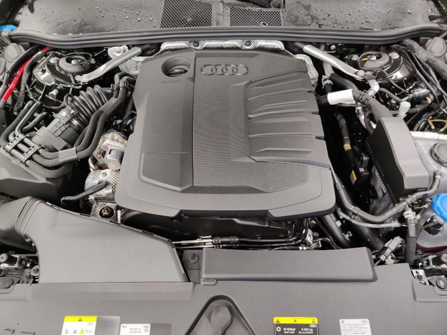 Bild über Audi A6 Limousine TDI quattro 150 kW S tronic - für weitere Informationen kontaktieren Sie den Audi Partner