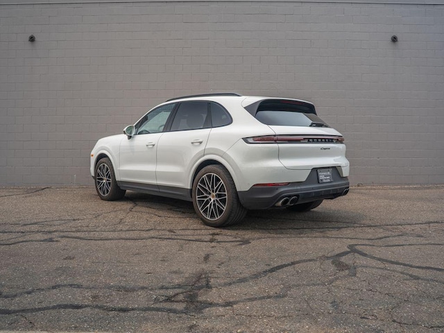 2024 Porsche Cayenne