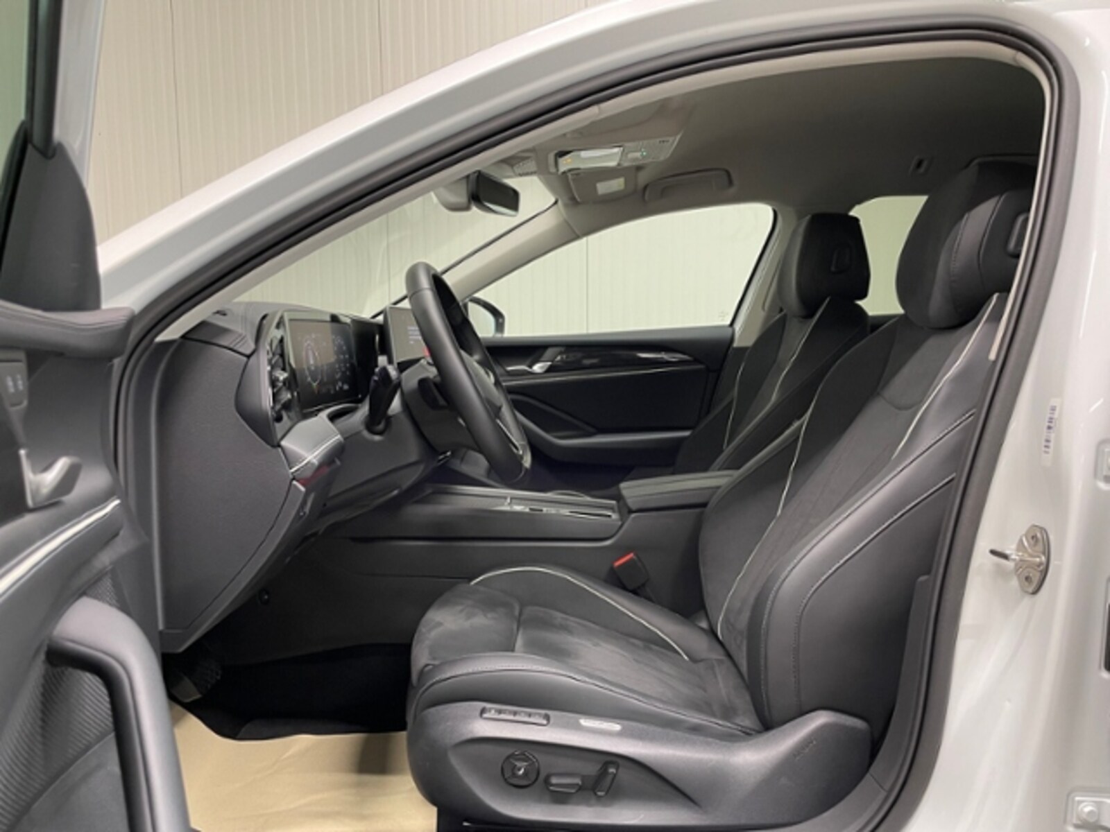 Volkswagen Passat – Bild 21