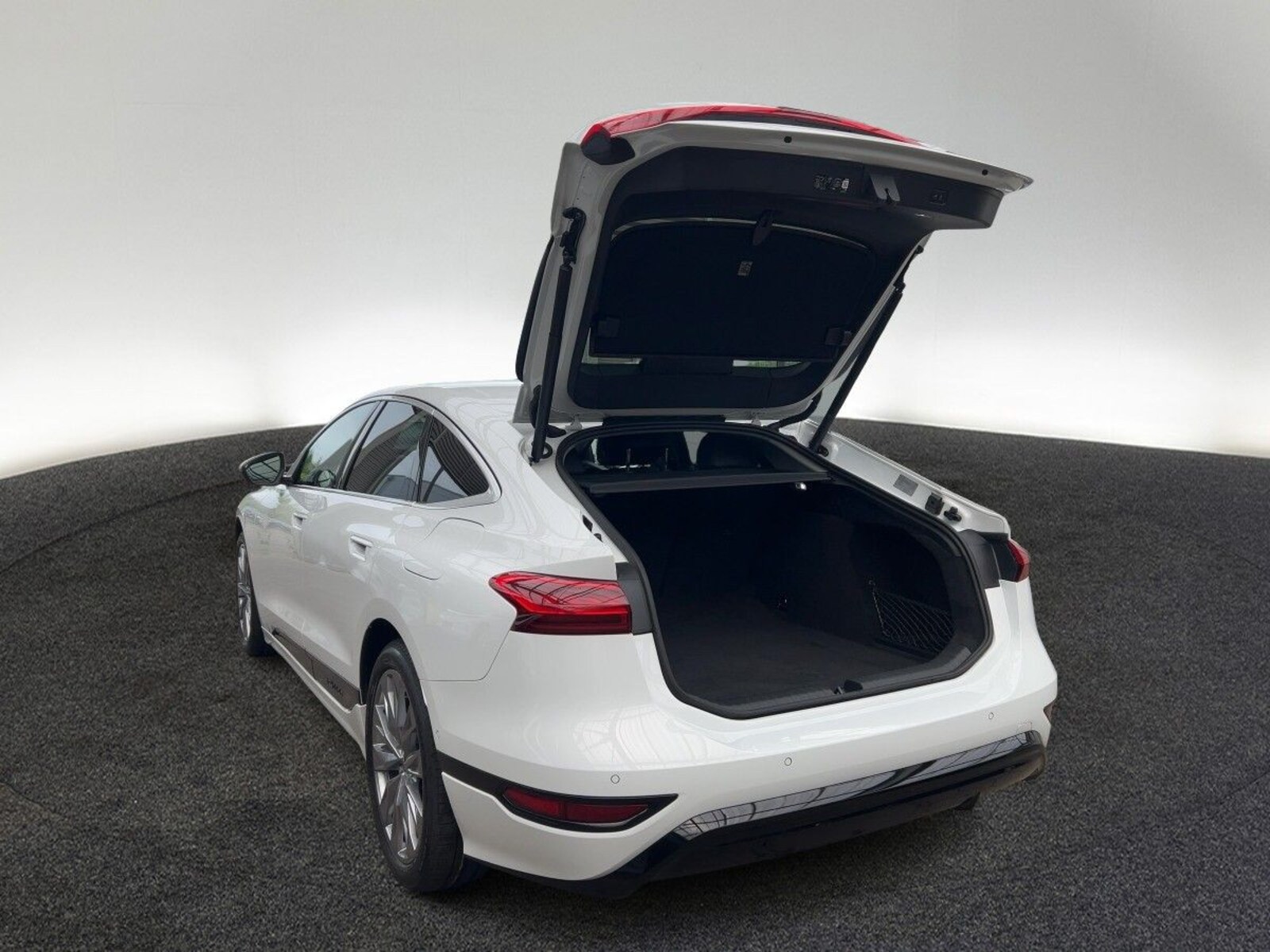 Audi A6 Sportback e-tron – Bild 10