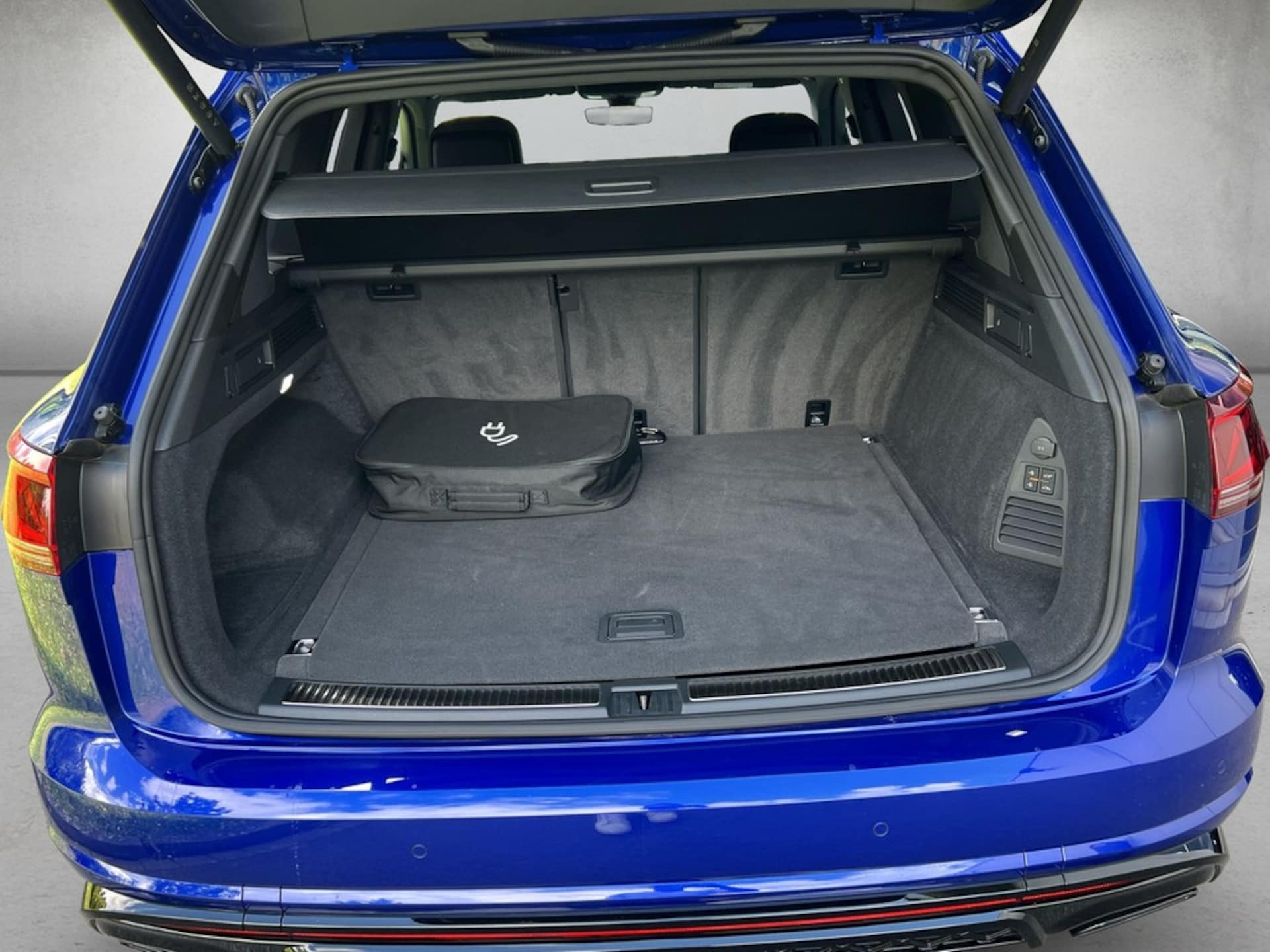Volkswagen Touareg R