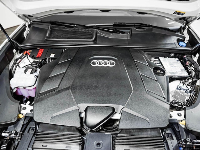 2025 Audi Q8