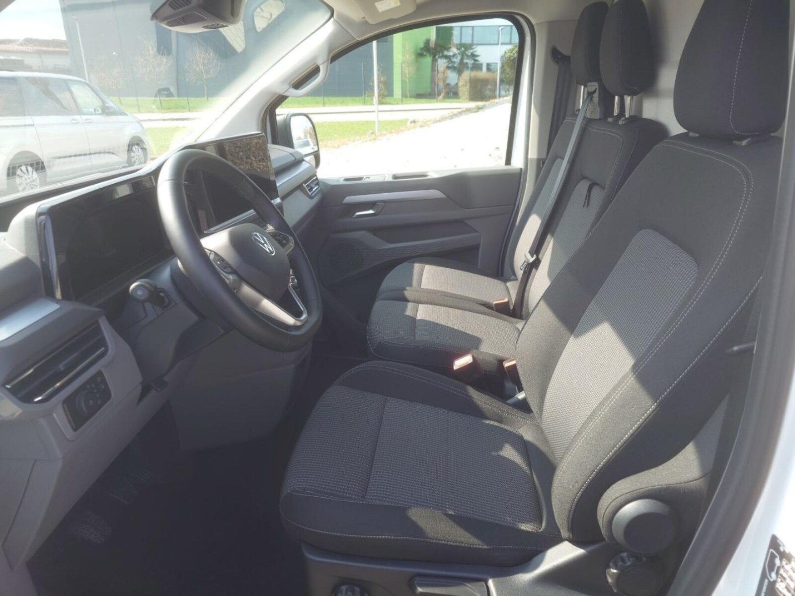 Volkswagen Transporter Kasten kurzer Radstand – Bild 6