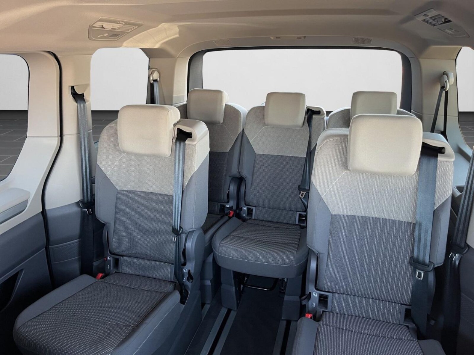 Volkswagen Multivan – Bild 12