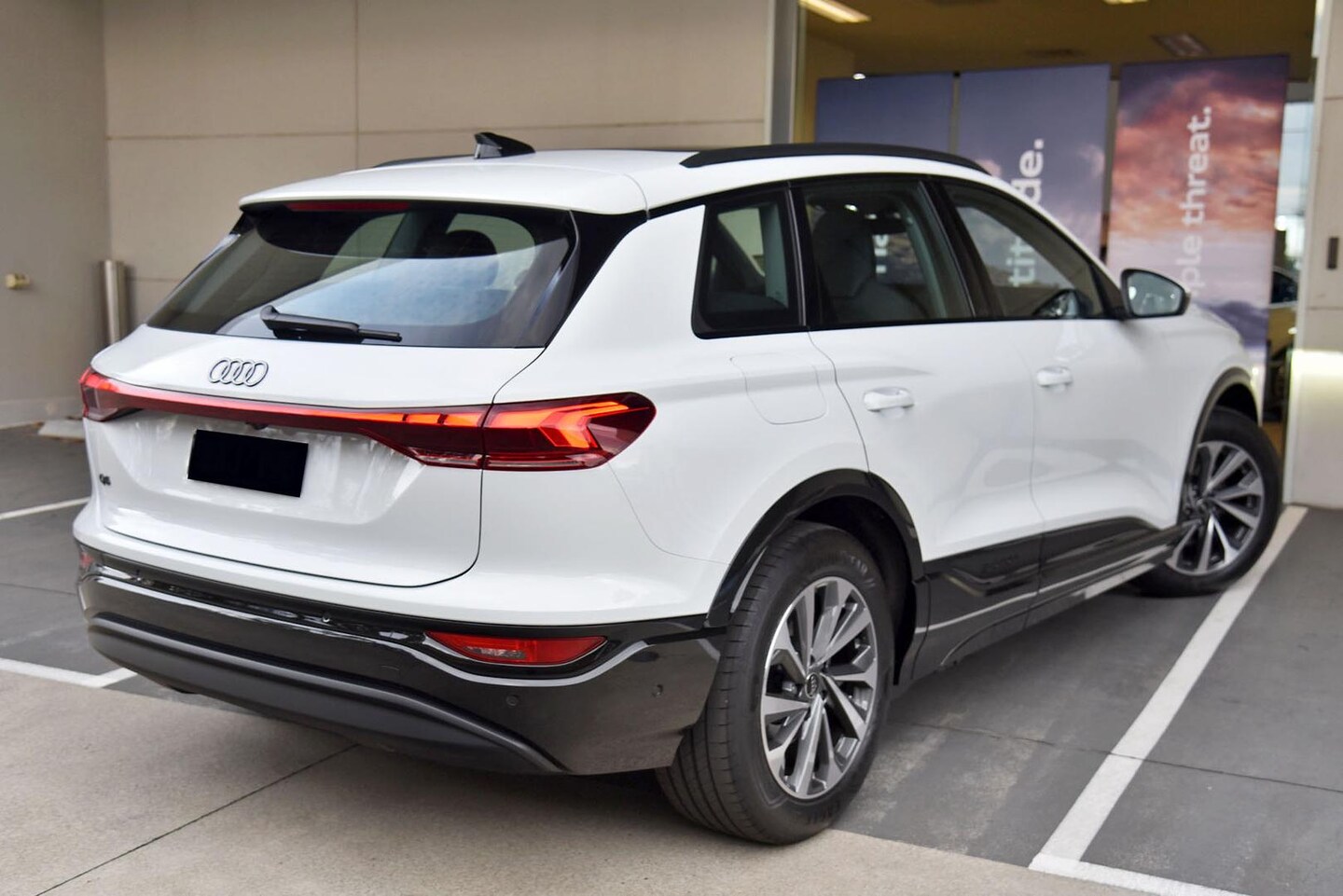 Image about Audi Q6 SUV e-tron e-tron