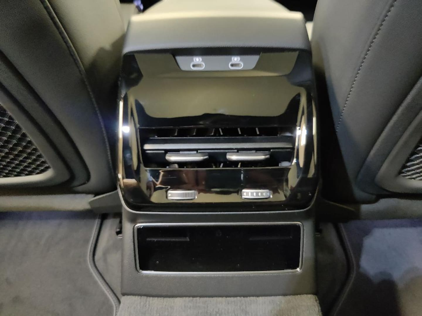 Bild über Audi A6 Avant e-hybrid e-hybrid quattro 270 kW S tronic - für weitere Informationen kontaktieren Sie den Audi Partner
