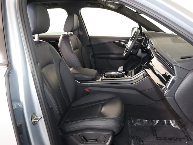 2025 Audi Q7 Premium Plus - Photo 14