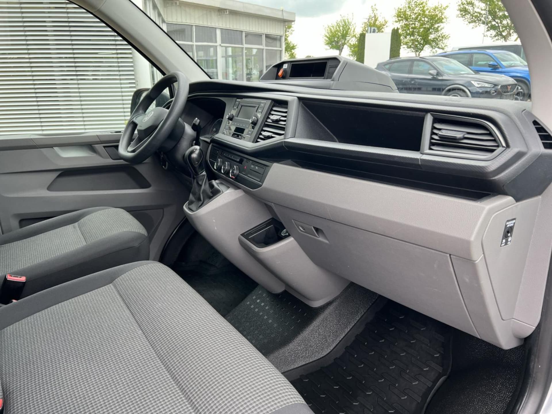 Volkswagen T6.1 Transporter Kasten kurzer Radstand