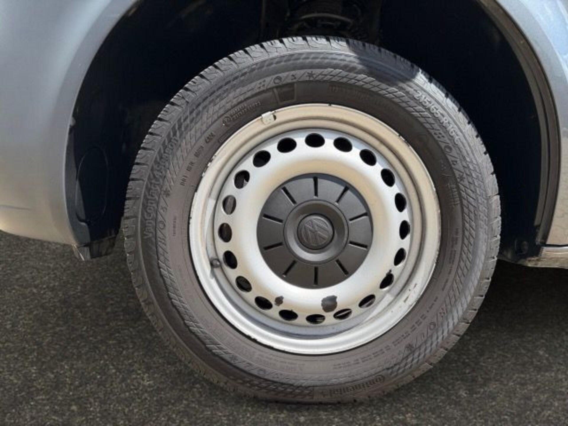 Volkswagen T6.1 Transporter Kombi kurzer Radstand