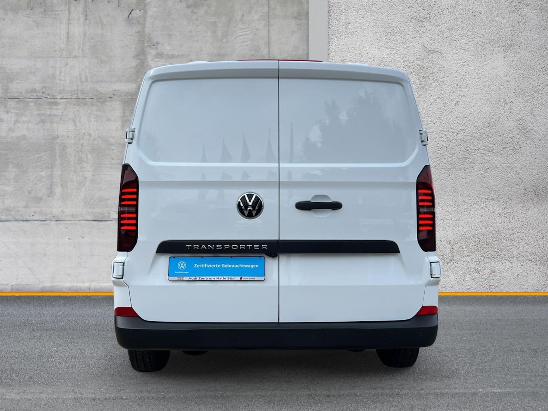 Volkswagen Transporter Kasten langer Radstand