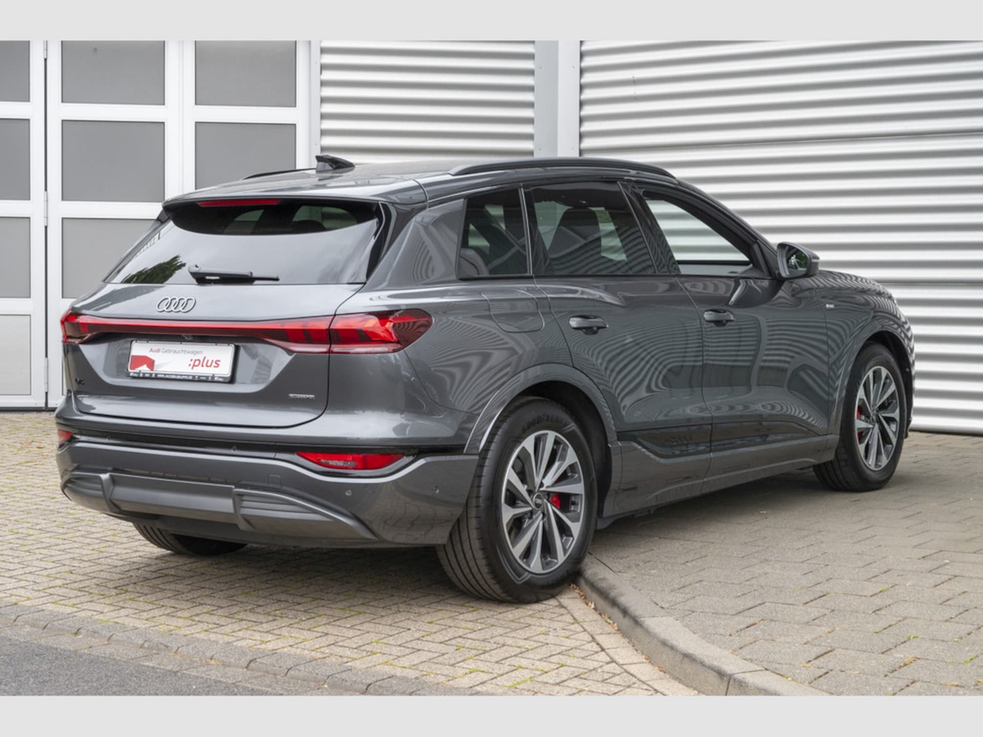 Audi Q6 SUV e-tron