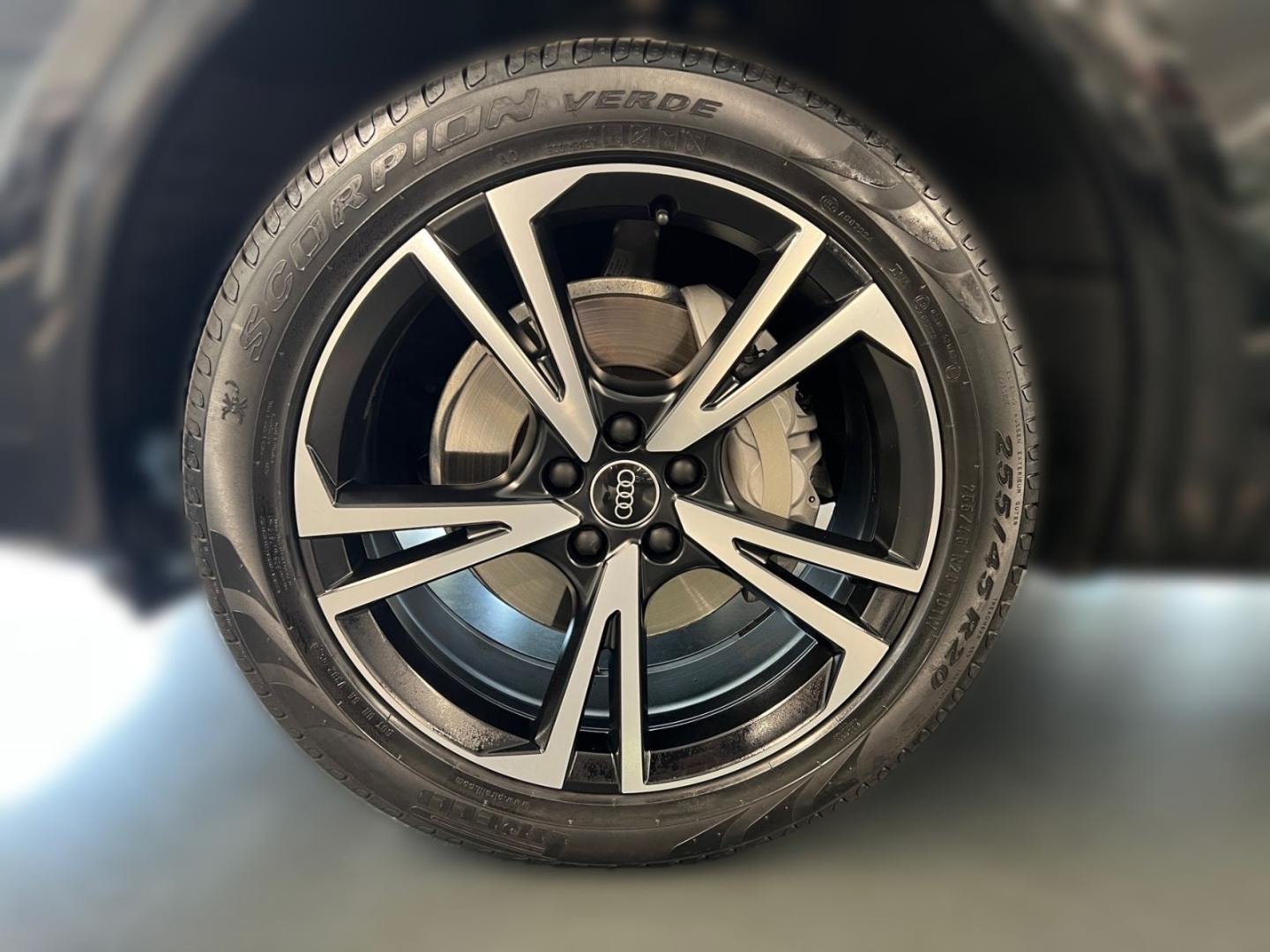 Bild über Audi Q5 Sportback 40 TDI quattro S tronic - für weitere Informationen kontaktieren Sie den Audi Partner