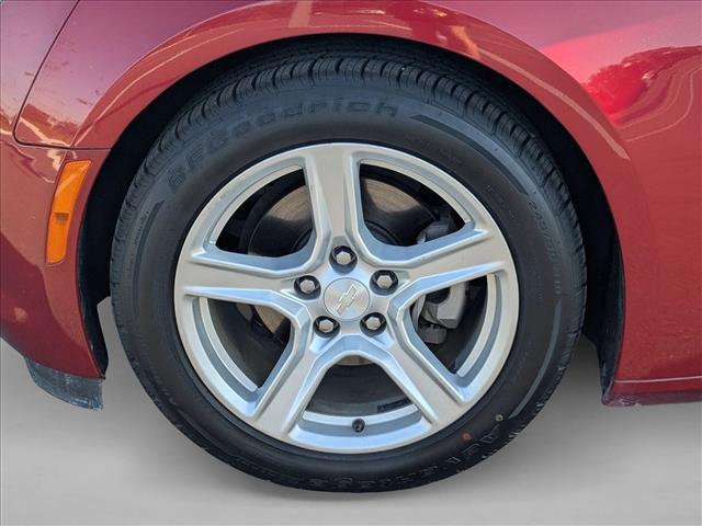 2019 Chevrolet Camaro 21