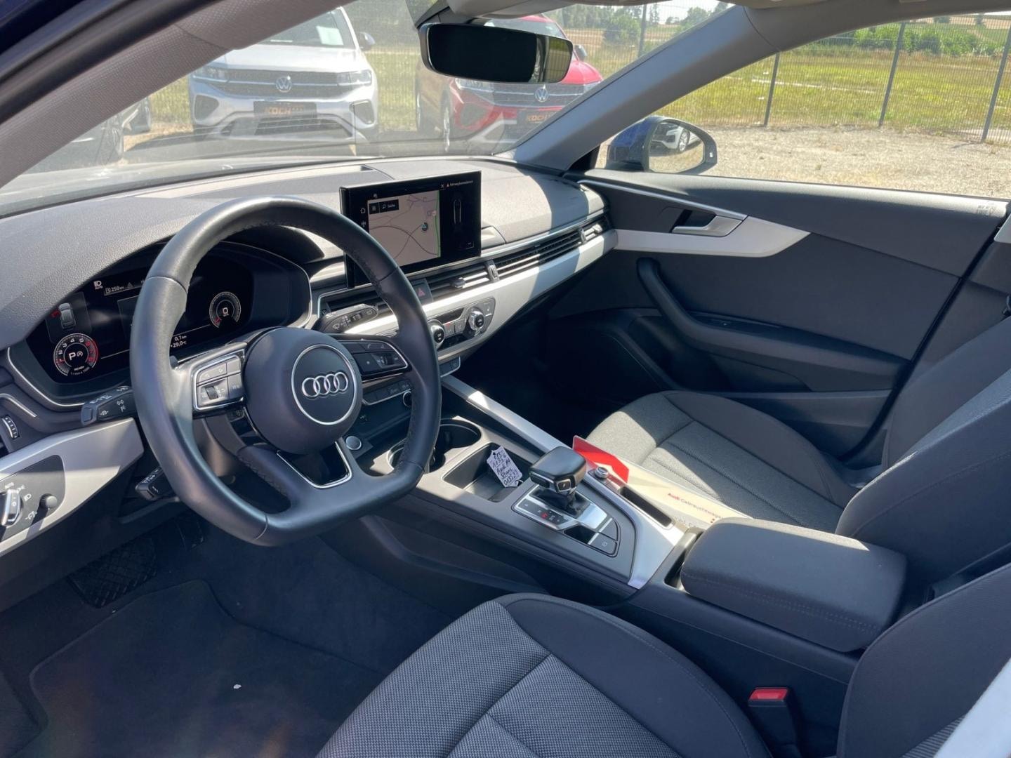 Bild über Audi A4 Avant advanced 35 TFSI S tronic - für weitere Informationen kontaktieren Sie den Audi Partner