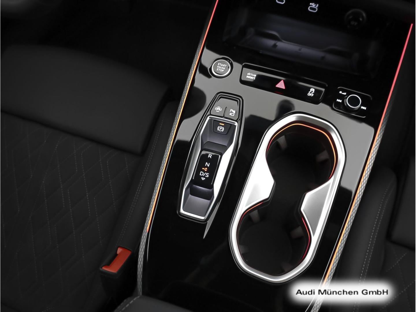 Bild über Audi A6 Avant edition one TFSI quattro 270 kW S tronic - für weitere Informationen kontaktieren Sie den Audi Partner