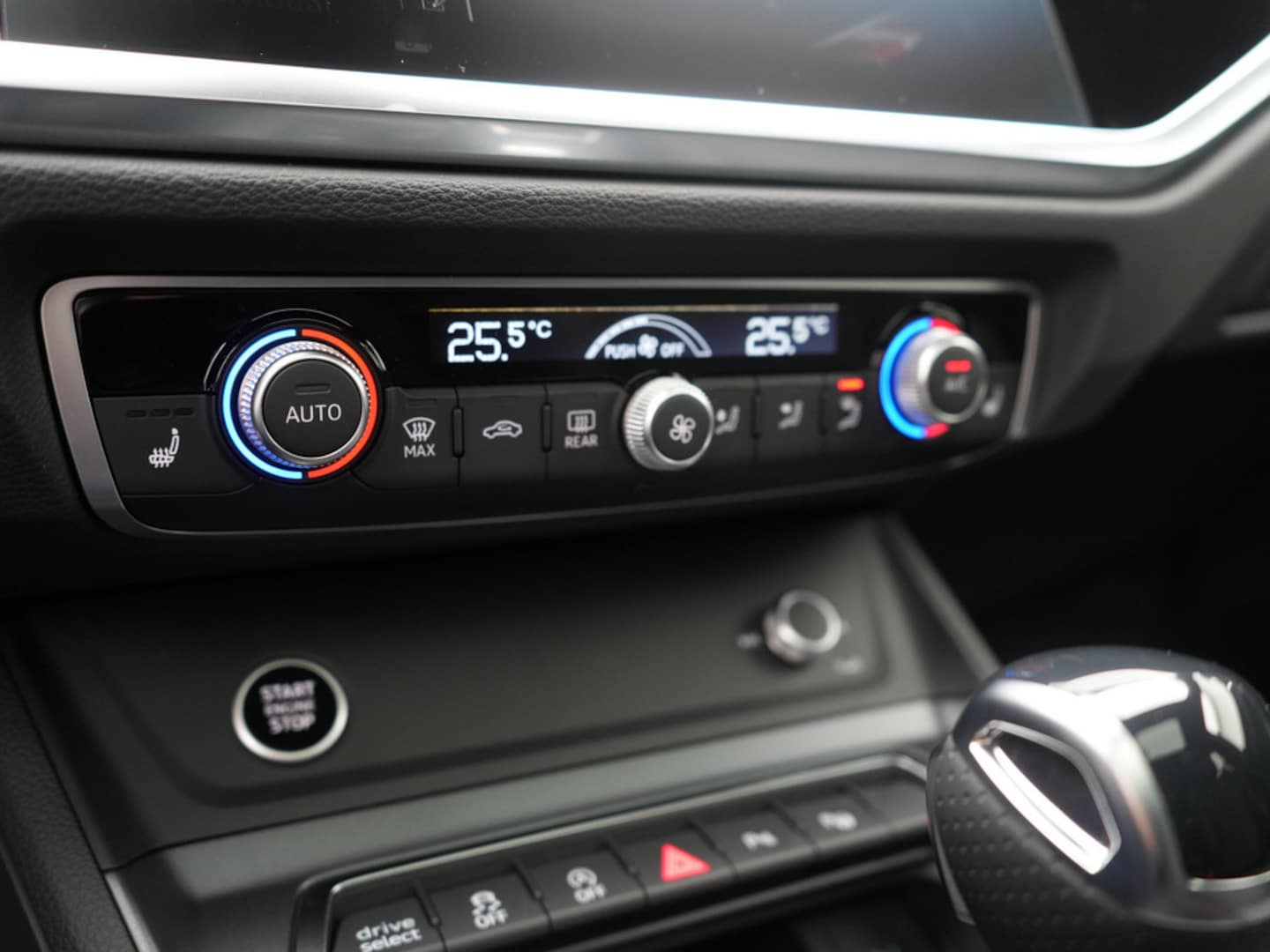 Bild über Audi Q3 Sportback TFSI 110 kW S tronic - für weitere Informationen kontaktieren Sie den Audi Partner
