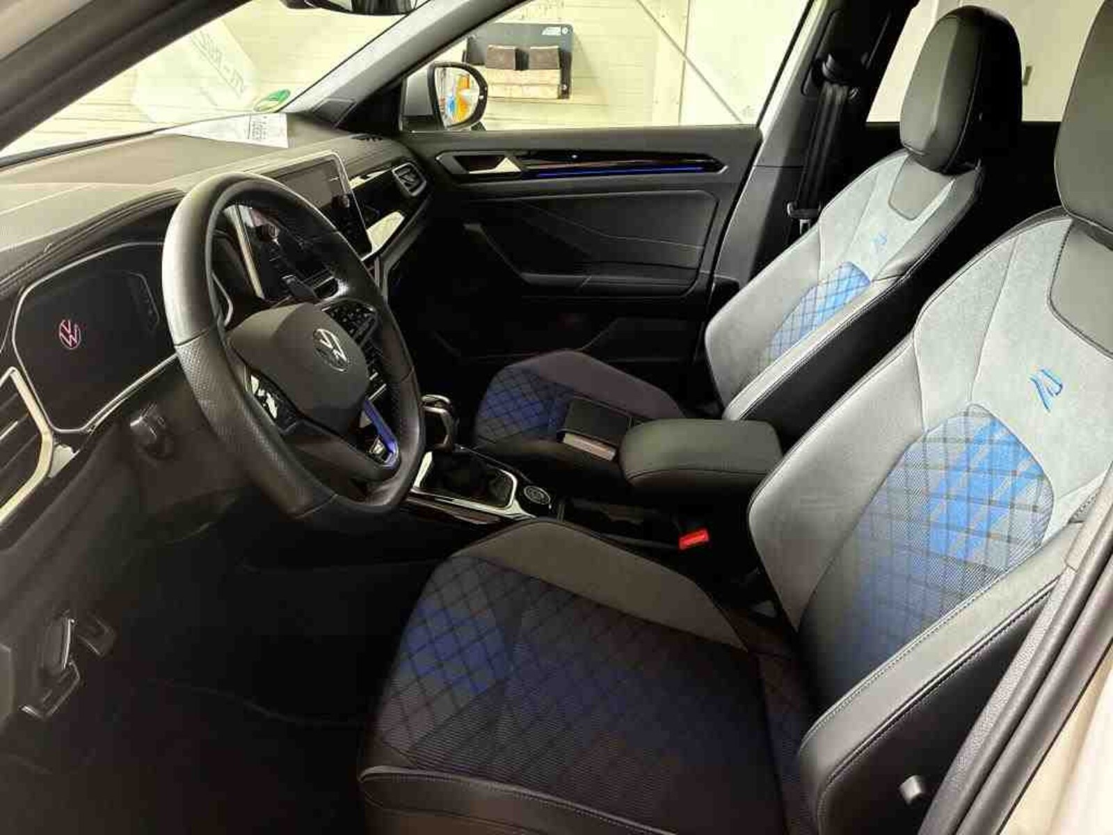 Volkswagen T-Roc – Bild 8