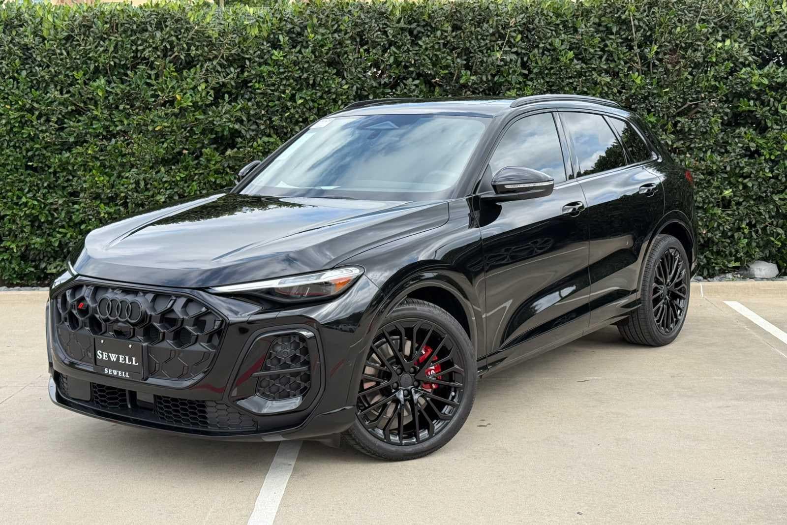 2026 Audi SQ5 Premium Plus quattro's photo