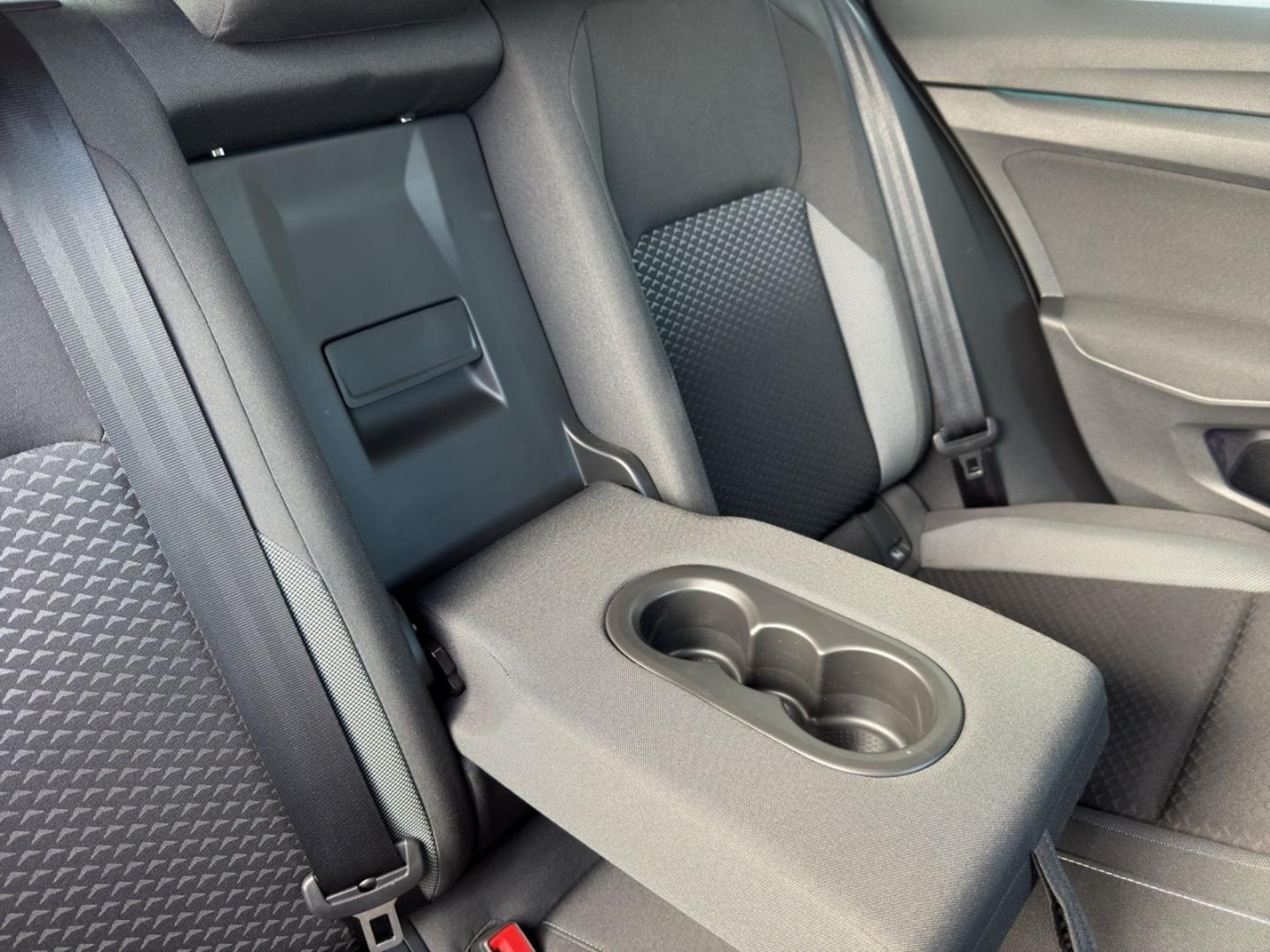 Volkswagen Golf Active