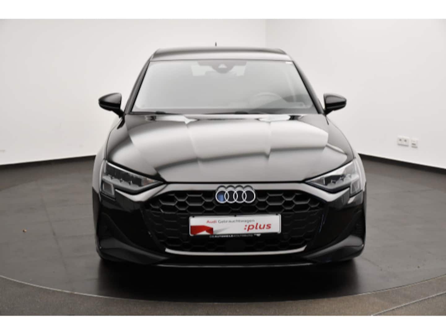 Bild über Audi A3 Sportback 35 TFSI S tronic - für weitere Informationen kontaktieren Sie den Audi Partner