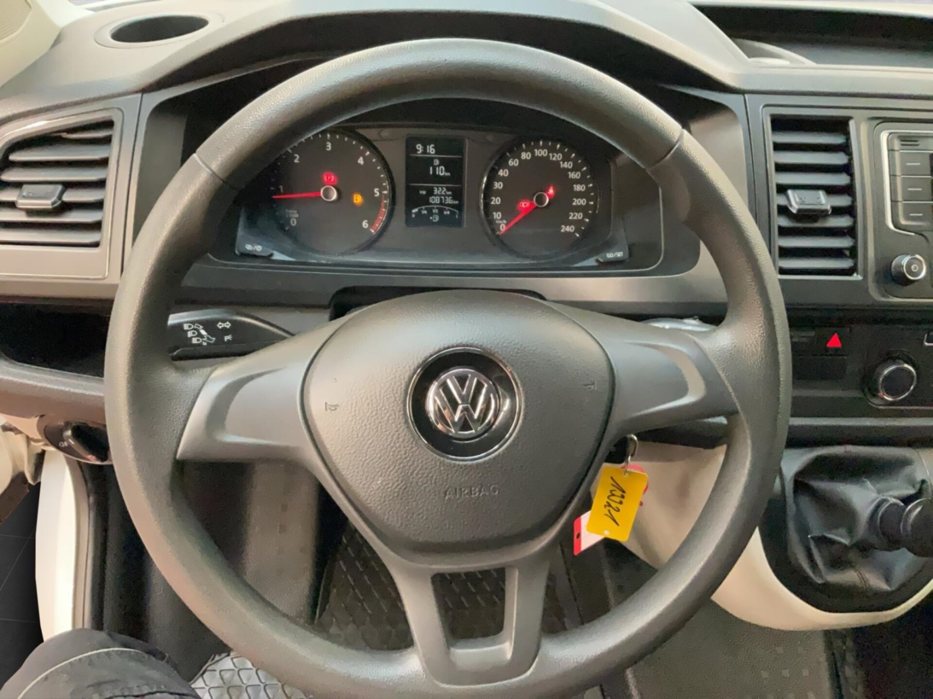 Volkswagen T6 Transporter Kasten kurzer Radstand