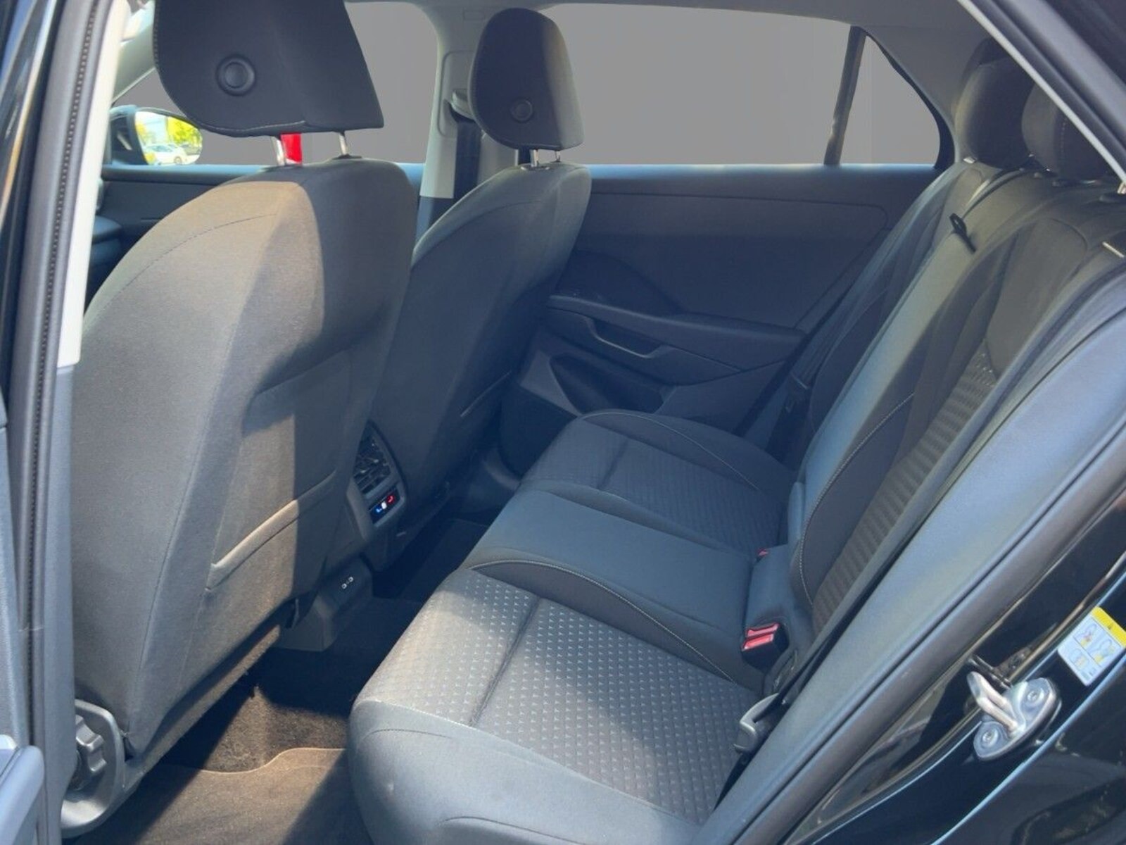 Volkswagen T-Roc – Bild 9