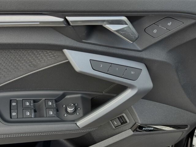Image about Audi S3 Limousine TFSI quattro S tronic