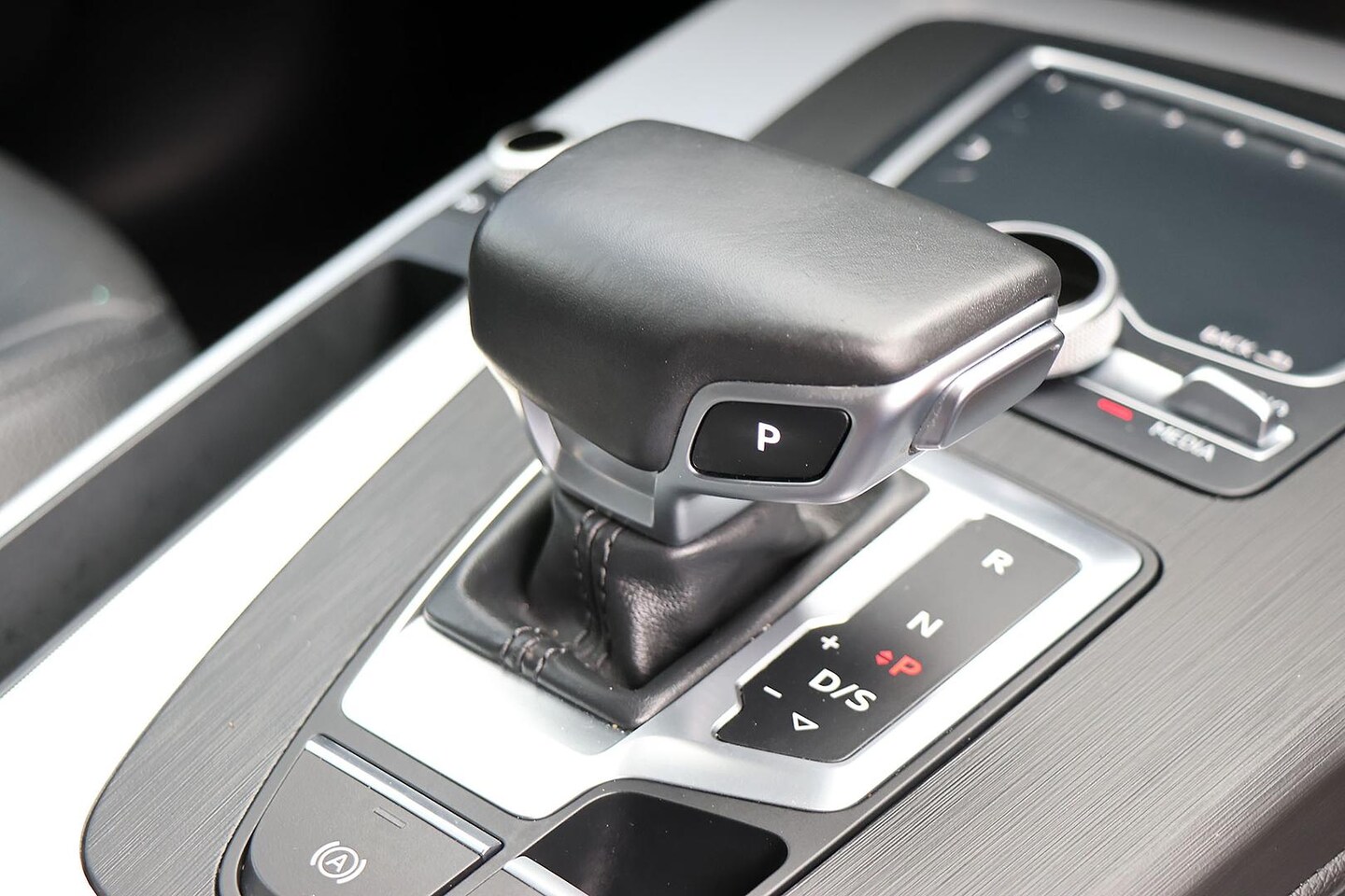Image about Audi Q5 design 40 TDI quattro S tronic