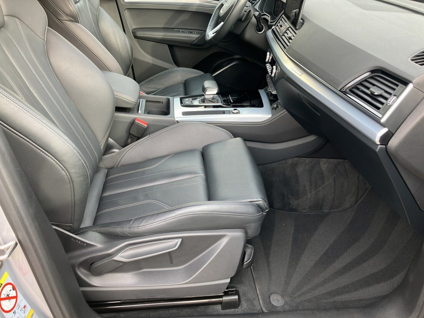 Bild über Audi Q5 40 TDI quattro S tronic - für weitere Informationen kontaktieren Sie den Audi Partner