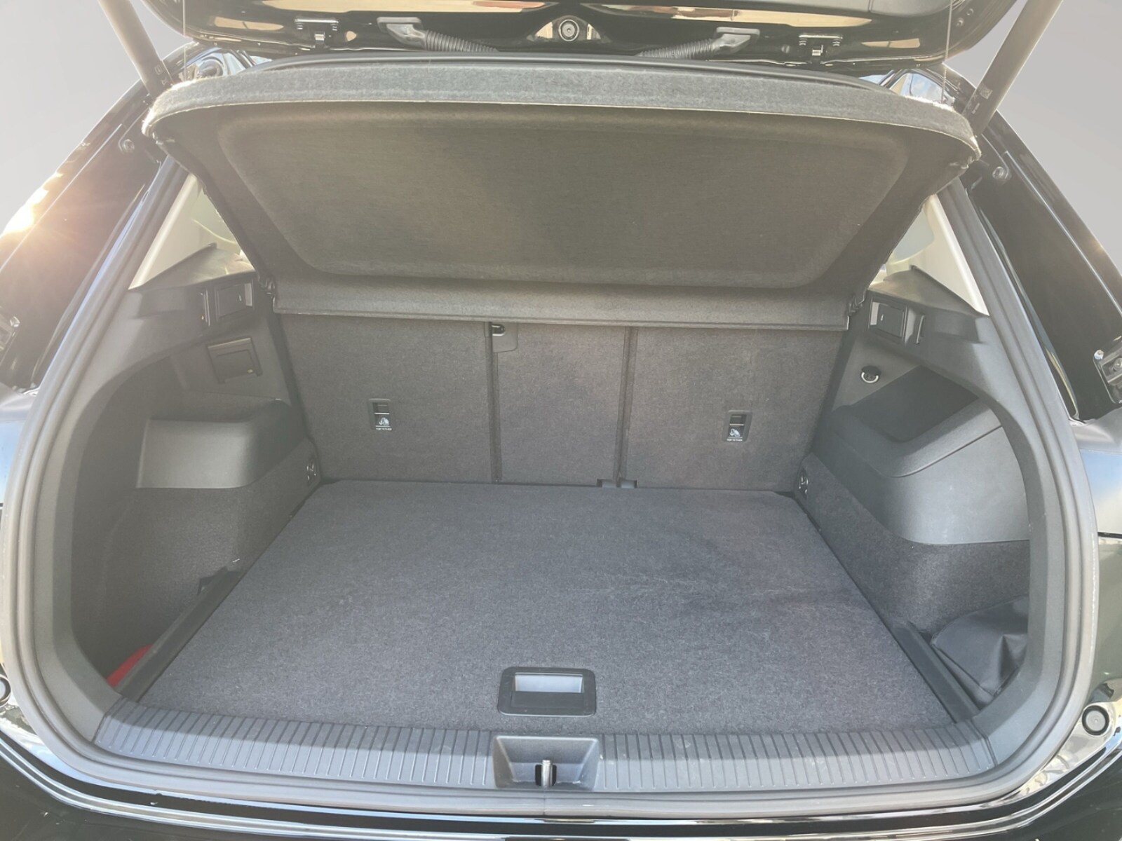 Volkswagen Tiguan – Bild 9