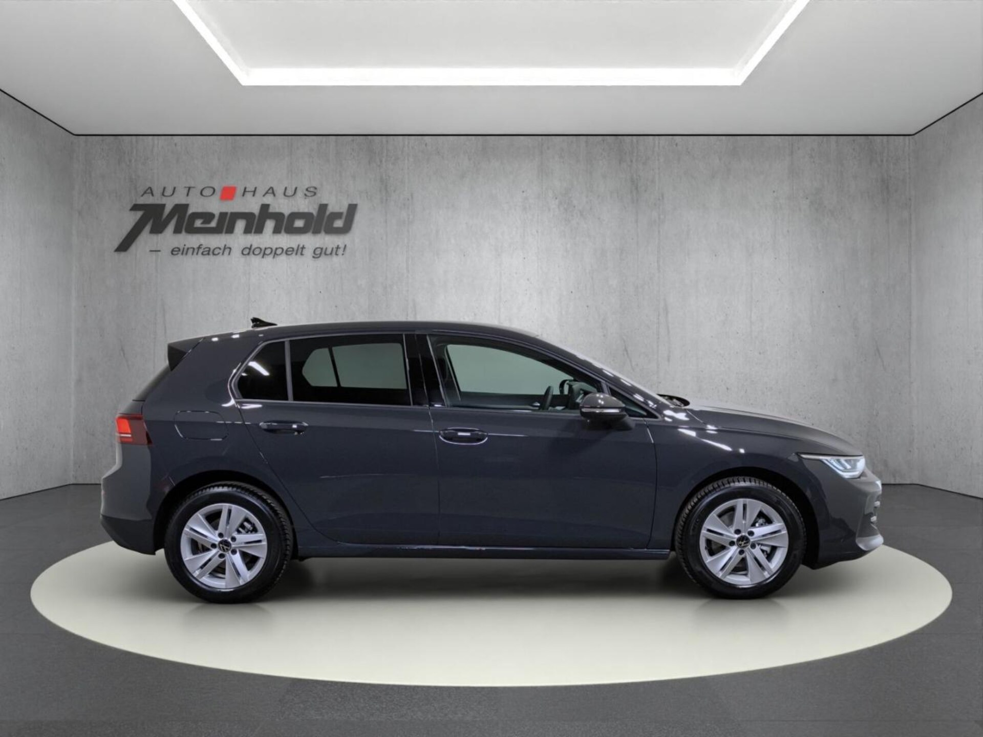 Volkswagen Golf Life